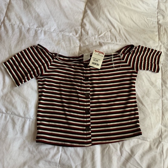 Caution To The Wind Tops - NWT Crop Top